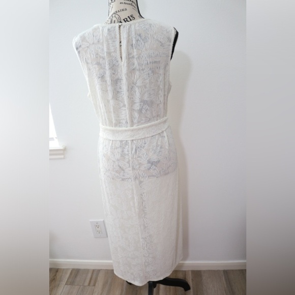 Cato White Maxi Dress Elegant Flowing Design Sz. Medium - Picture 6 of 9